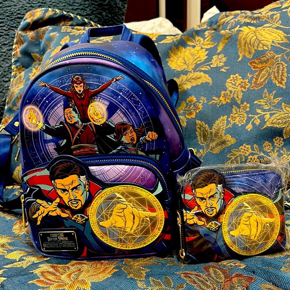 NWT FULL SET Doctor Strange matching backpack and wallet Loungefly